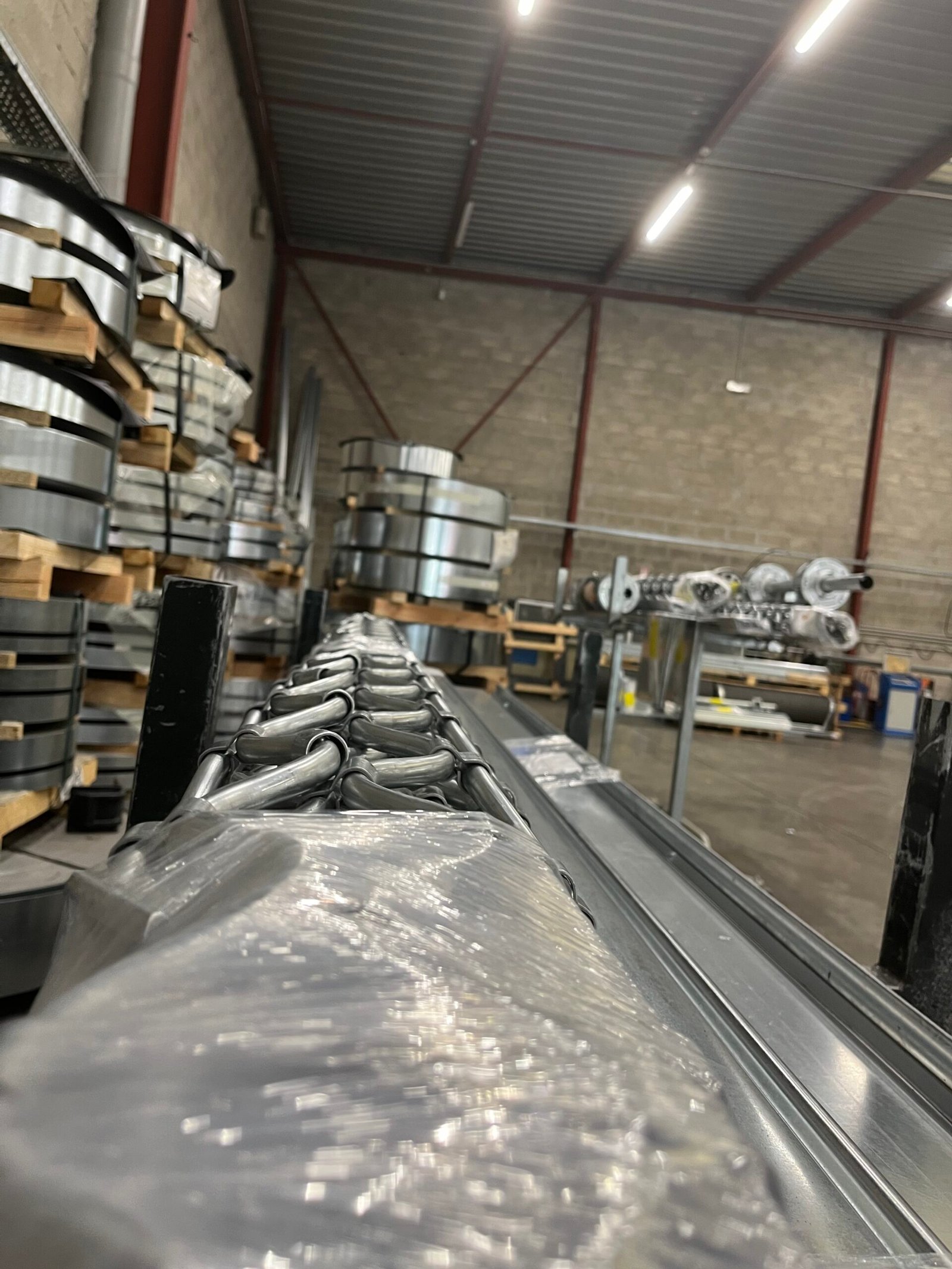 Caillebotis métalliques : La solution durable pour vos aménagements industriels et résidentiels